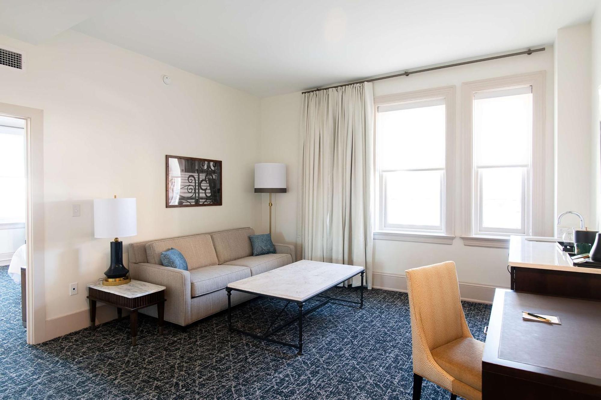 Hotel Petersburg, Tapestry Collection By Hilton Dış mekan fotoğraf